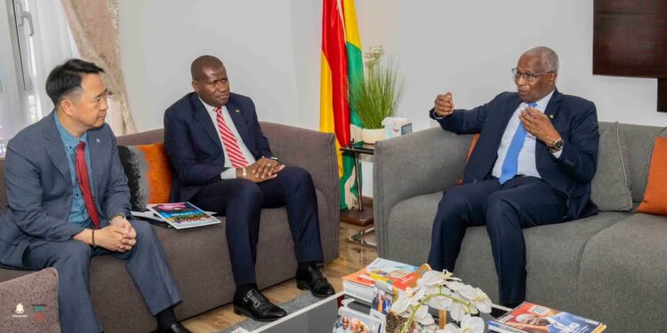 Le représentant sortant du PAM en Guinée reçu en audience par le PM Bah Oury 