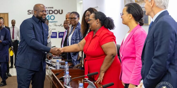 Programme Simandou 2040: le ministre Djiba Diakité reçoit une délégation de la banque mondiale 