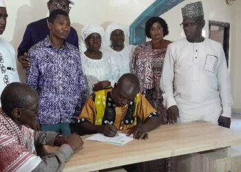 Conakry : des politiques et mouvements de soutien au CNRD inaugurent leur siège
