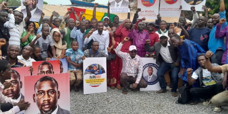 Procès en appel d’Aliou Bah : Ses militants se font entendre à travers un sit-in