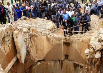 Afrique du Sud : 289 mineurs bloqués dans une mine d&rsquo;or