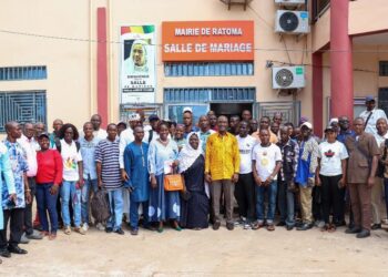 Carnaval scolaire à Ratoma: le président de la D.S échange avec plusieurs responsables d’écoles
