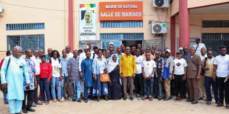 Carnaval scolaire à Ratoma: le président de la D.S échange avec plusieurs responsables d’écoles