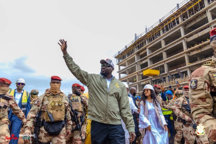 Mamadi Doumbouya : L’œuvre et la complexité du pouvoir  