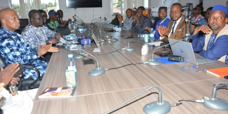 LABE:  le Président de la Haute Autorité de la Communication explique le contenu de la Convention collective de la presse