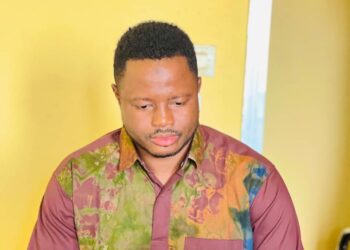 Qui faut-il blâmer ? Arrêtez !! ( Par le Journaliste Saliou Benjamin Camara)