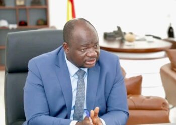 Choix de Paulo Duarte: le ministre des Sports justifie la mise à l’écart des coachs guinéens