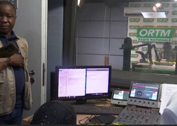 Radio rurale de Guinée : en visite au siège de l&rsquo;ORTM, le DG Ibrahima Sory Cissé annonce une innovation majeure
