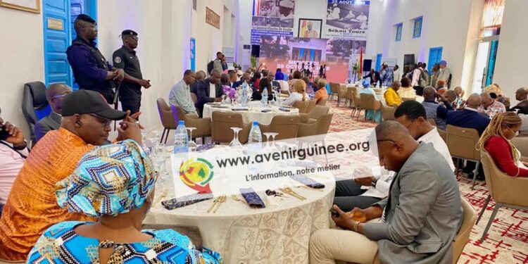 Mamou : les écoles fermées ce jeudi  pour soutenir la candidature du Gl Doumbouya