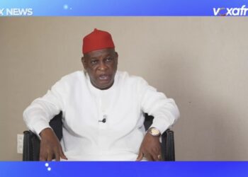 Depuis le Cameroun, le Gl Konaté appelle le Gl Doumbouya à se porter candidat si le peuple le réclame
