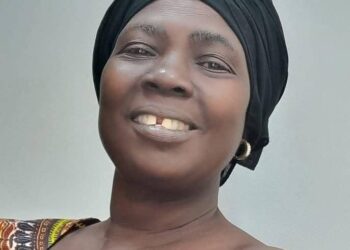 𝐀𝐝𝐢𝐞𝐮 𝐑𝐨𝐬𝐚𝐥𝐢𝐞 𝐊𝐚𝐧𝐚𝐥𝐲 𝐂𝐚𝐦𝐚𝐫𝐚, 𝐭𝐮 𝐯𝐢𝐯𝐫𝐚𝐬 𝐚𝐯𝐞𝐜 𝐧𝐨𝐮𝐬, 𝐞𝐭 𝐩𝐨𝐮𝐫 𝐭𝐨𝐮𝐣𝐨𝐮𝐫𝐬 !