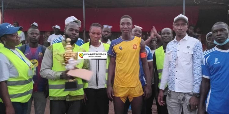 Nongo : la JLUPPG clôture ses activités citoyennes par un match de gala