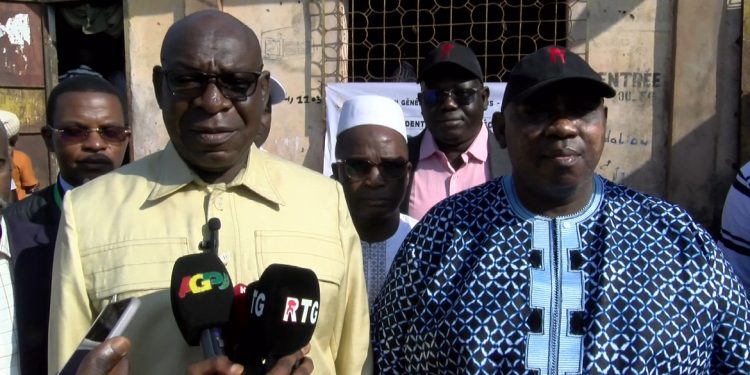 Scrutin Présidentiel : à Boké, autorités et citoyens accomplissent leur devoir civique