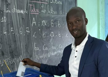 Scrutin présidentiel: à la Cimenterie, Mohamed Cissé accomplit son devoir civique