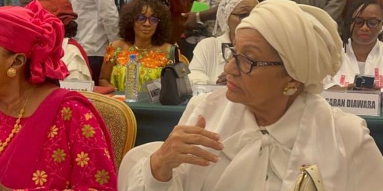 Lettre à ma mère Mme Hamidé Sako : l’illustration parfaite du courage et de la loyauté envers Mamadi Doumbouya