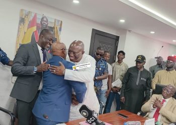 Infrastructures : le nouveau Ministre Facinet Sylla déclare la guerre à la lenteur administrative « plus de parafeurs dans les tiroirs »