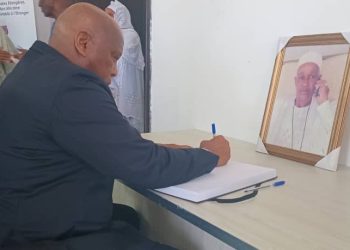 Ministère des AE : Un dernier hommage rendu à Elhadj Amadou Ninguélandé Diallo