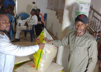 Elhadj Bouna Keita (RGP) offre une rupture collective et des vivres à ses fédéraux