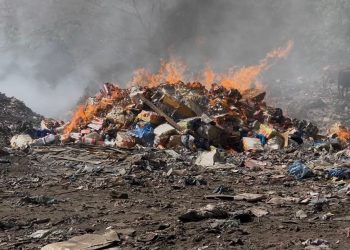 Labé : Deux tonnes de produits impropres à la consommation incinérées à Thialakoun