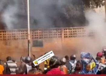 Vives tensions au marché du Km 36 : des femmes manifestantes dispensées à coup de Gaz lacrymogènes