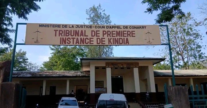 Kindia : Trois jeunes femmes condamnées avec sursis pour atteinte aux mœurs