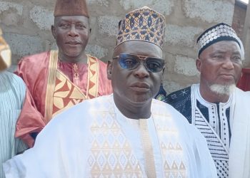 Aïd El-Fitr à la Cimenterie : El Hadj Bouna félicite le Président Doumbouya « qui a déclaré qu’aucun mètre carré de notre souveraineté ne restera derrière »