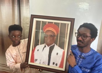 Justice : La famille de feu Fodé Kanté remercie le Président pour l&rsquo;hommage posthume rendu à leur père