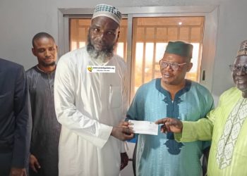 Éducation : Elhadj Bouna Keita offre 5 bourses d’études et un appui financier à l’Université Al-EAMAR