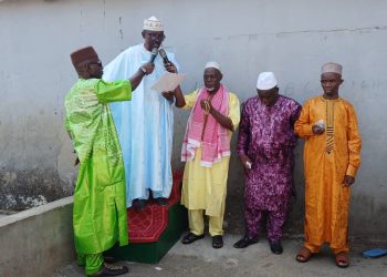 Aïd El-Fitr à Simbaya 1 : Entre ferveur religieuse et appels face à la conjoncture économique