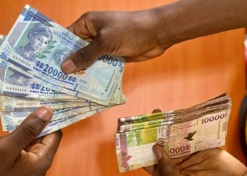 Conakry : À l’approche de la fête de Ramadan, la crise de liquidité asphyxie le quotidien des citoyens