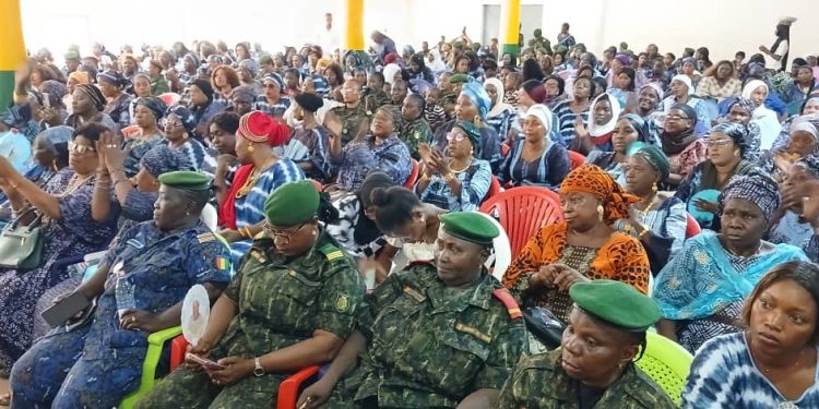 Célébration en différé de la Journée Internationale des Droits des Femmes à Kindia : Entre fierté et réflexion sur l’accès à la justice