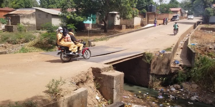 Mandiana : une grande foule accompagne Toumba Diakité à sa dernière demeure