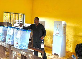 JRG – Élections législatives et communales du 31 mai 2026 : Bangaly Fofana accomplit son devoir citoyen