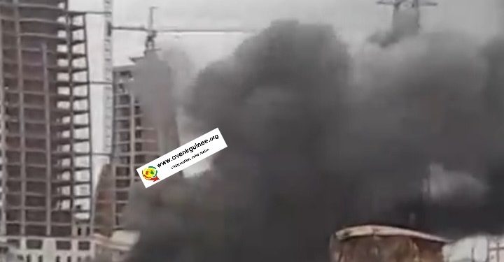 URGENT : Incendie en cours à l&rsquo;ancien dépôt de carburant de Kaloum