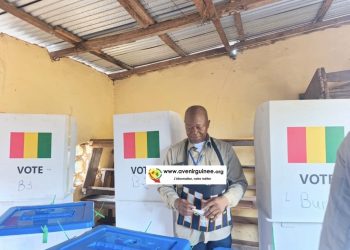 Jour de vote à Gbessia : les électeurs arrivent « à pas de caméléon » (constat)
