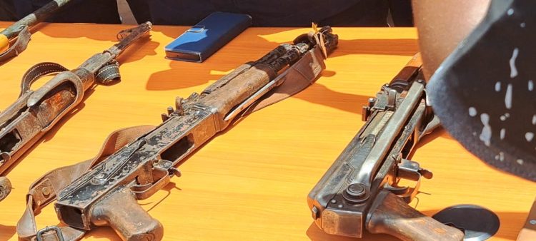 Labé : six présumés impliqués dans l’assassinat d’un menuisier arrêtés par la police