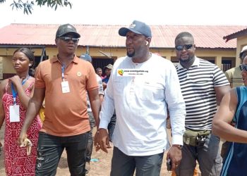 Matam : Senkoun Kourouma, candidat de la liste « Osons », accomplit son devoir civique à l&rsquo;ENAM