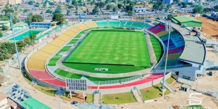 Homologation temporaire du stade du 28 Septembre : les journalistes sportifs oscillent entre satisfaction et prudence