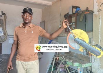 Délestages récurrents à Conakry : Le cri d&rsquo;alarme des petits métiers de l&rsquo;ombre