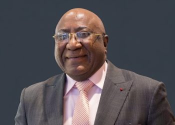 L’eco en Afrique de l’Ouest : Analyse des risques et enjeux pour l’économie guinéenne ( Par Dr Cheick Keita)