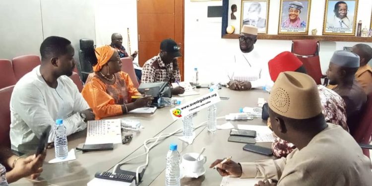 Réseaux sociaux, mobile money, NTIC : les priorités de la commission Communication de l’AN dévoilées