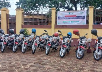 Kissidougou: Le projet P2-P2RS dote 10 conseillers agricoles en motos pour renforcer la résilience alimentaire au Sahel