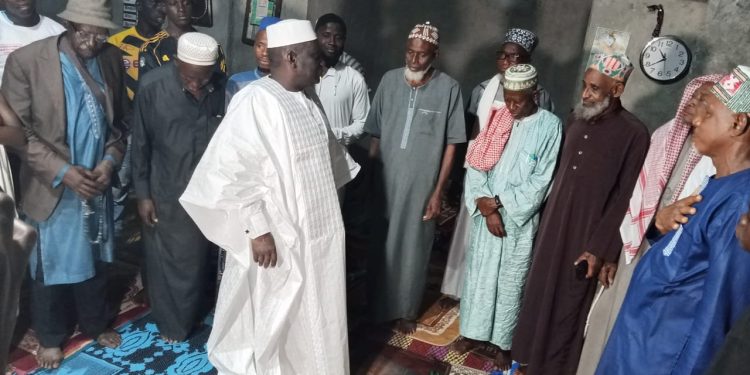 Célébration du Maouloud à Tombolia : Elhadj Bouna prie pour la paix et rend hommage aux victimes de Dar Es Salam