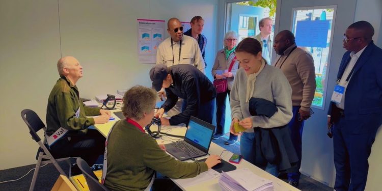 Législatives en Suède : le Gl Konaté sur le terrain pour la supervision du scrutin électoral