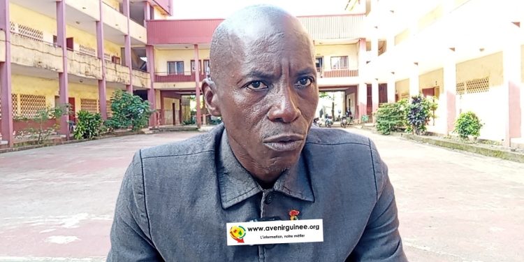 Rentrée scolaire : Le DCE Sékou Kaba constate le démarrage effectif des cours